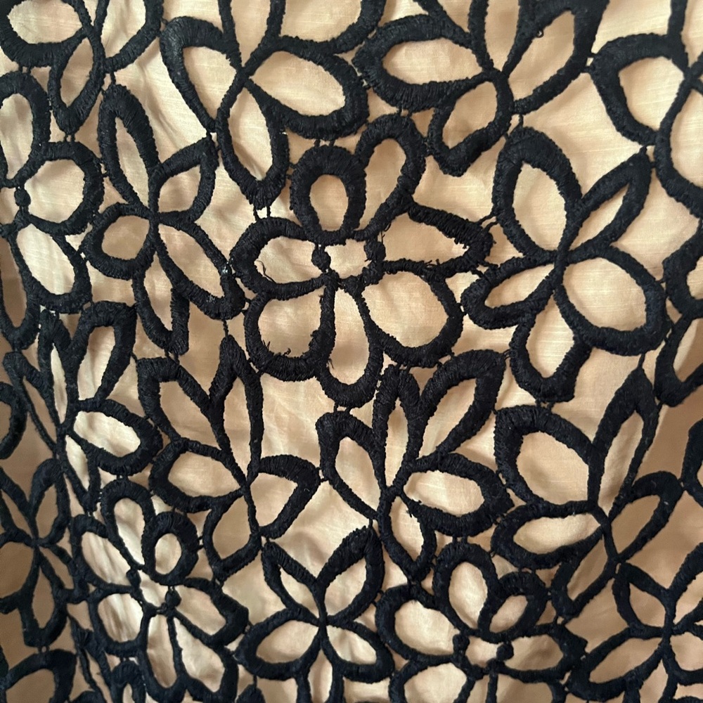 Floral Lace Tank Top - Black and Cream